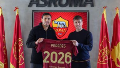 Leandro Paredes renovó contrato con Roma.