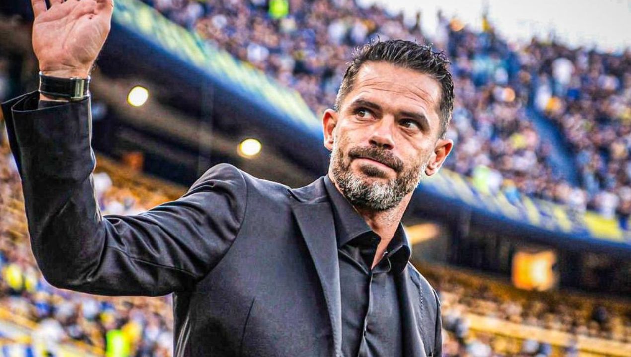 Fernando Gago desmintió los rumores de su sálida del club.